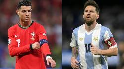 Ronaldo: ‘Messi không giỏi hơn tôi’