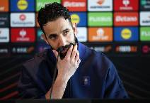 Tại sao Ruben Amorim bị MU sa thải?