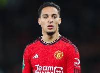 Nhìn Doku tỏa sáng để biết MU đã nhận cú lừa từ Antony