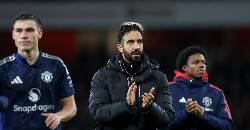 HLV Amorim: ‘MU không phải là đội bóng lớn’