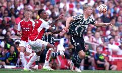 Đứng 'top 1 thế giới' 10 năm qua, M.U bị tất cả CLB 'chế nhạo'