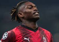 Siêu phẩm ‘xe đạp chổng ngược’ giúp Milan hạ PSG