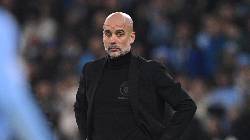 Arnold mỉa mai Man City dùng tiền mua danh hiệu, Pep Guardiola đáp trả bất ngờ