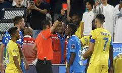 HLV Al Nassr: ‘Ronaldo bị thẻ đỏ vì đối thủ ăn vạ’
