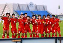 AFC khen ngợi tài thay người của HLV Kim Sang Sik