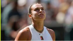 Sabalenka thua sốc Anisimova, Swiatek lần đầu vào chung kết Wimbledon