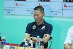 Đình Trọng suy sụp vì tấm thẻ đỏ, HLV Hà Nội lên tiếng