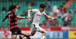 Nhận định, soi kèo Jeju United vs Pohang Steelers, 17h30 ngày 13/7: Làm khó đội đầu bảng