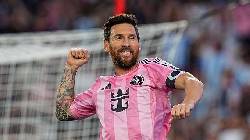 Messi sút phạt siêu đỉnh, nối dài kỷ lục không tưởng