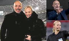 Cựu trọng tài Howard Webb bí mật kết hôn