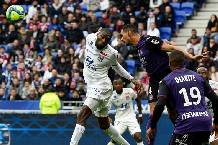 Soi kèo phạt góc Toulouse vs Lyon, 02h00 ngày 15/4