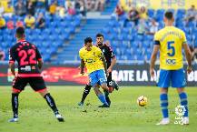 Soi kèo bóng đá hạng 2 TBN tối nay 16/10: Las Palmas vs Tenerife 