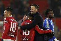 Van Nistelrooy được CLB Anh liên hệ ngay khi rời MU