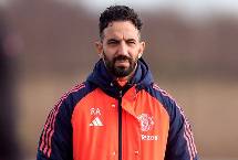 HLV Ruben Amorim nói rõ về tương lai ở MU