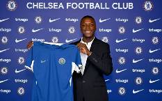 'Cậu ấy hay gấp đôi, lại yêu Chelsea, nhưng họ chọn Caicedo'