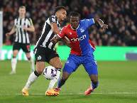 Siêu máy tính dự đoán Newcastle vs Crystal Palace, 1h30 ngày 17/4