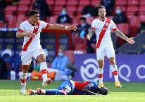 Dự đoán, so kèo thẻ vàng Southampton vs Brentford, 22h ngày 18/12