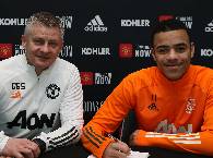 Tin chuyển nhượng sáng 17/2: MU gia hạn hợp đồng với Greenwood tới năm 2025