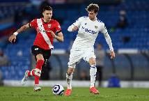 Soi kèo phạt góc Southampton vs Leeds, 0h00 ngày 19/5