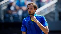 Medvedev và Tsitsipas cùng vào vòng 2 Halle Open 2025