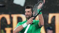 Djokovic san bằng kỷ lục của Federer sau trận ra quân tại Úc Mở rộng 2026