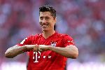 Lewandowski lập kỷ lục trong ngày Bayern mất điểm phút chót