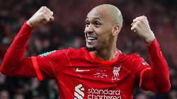 Tin Liverpool chiều 21/4: Fabinho nguy cơ bị treo giò; Tranh sao trẻ Hà Lan với M.U