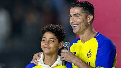 Ronaldo sắp cùng con trai sát cánh trong màu áo Al Nassr