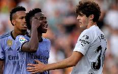 Ancelotti và Vinicius nổi giận vì nạn PBCT, hết lời chỉ trích BTC La Liga.