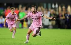 Messi lập siêu phẩm giúp Miami thắng phút chót ngay trận ra mắt