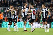 Soi kèo phạt góc Town vs Newcastle, 22h00 ngày 23/12