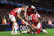 Vừa mới gia hạn 5 năm, trụ cột Arsenal đã vướng phải chỉ trích