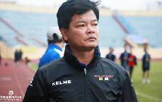 Tại sao HLV Nguyễn Văn Sỹ bị cấm chỉ đạo ở vòng 11 V-League?