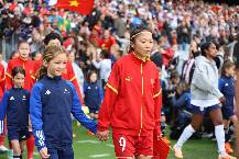 Huỳnh Như: 'Nếu ghi bàn, tôi sợ là khó trở lại Lank FC'