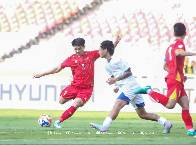 CĐV Indonesia phản ứng khi đội nhà đụng độ với U23 Việt Nam