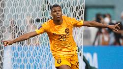 Man United quyết chiến Newcastle vì hậu vệ phải số 1 Serie A