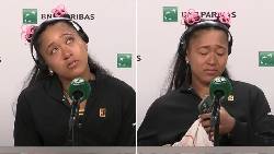 Thua ngược ở vòng 1 Roland Garros, Naomi Osaka bật khóc trong phòng họp báo