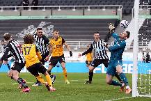 Soi kèo phạt góc Wolves vs Newcastle, 20h00 ngày 28/8