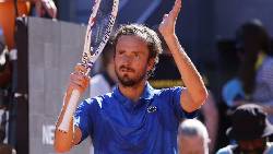 Medvedev thắng ‘thần tốc’ sau 63 phút, giành vé vào vòng 4 Madrid Open