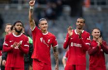 XÁC NHẬN ! Dự phòng Salah, Liverpool chiêu mộ 'ngôi sao thất nghiệp' 127 củ