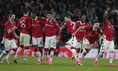 Xong! Người cứ 'sút là vào' quyết tâm ở lại M.U để đổi đời