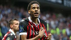 MU chú ý ! xuất hiện đối thủ cạnh tranh trung vệ 39 triệu bảng