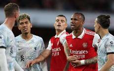 'Máy quét' của Pháo thủ tự 'bán mình' cho Liverpool