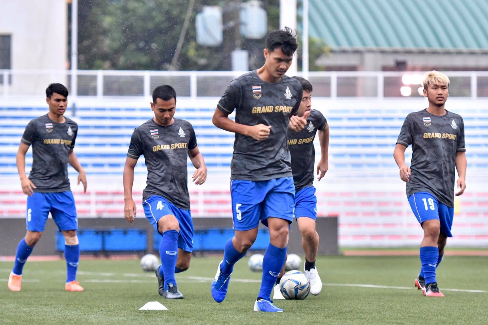 U22 Lào 0-2 U22 Thái Lan: Suphanat tỏa sáng, Voi chiến thắng nhọc phút cuối