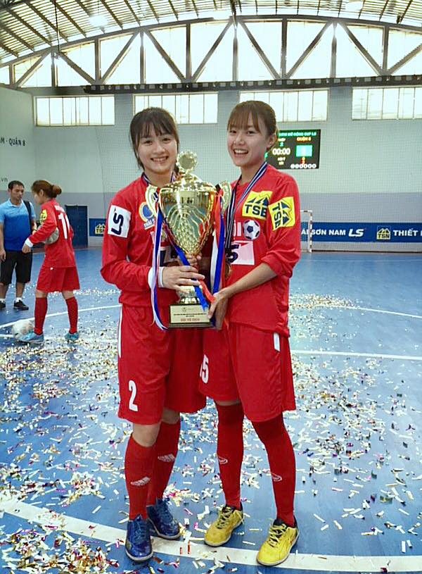 Rộ loạt ảnh mỹ nữ Hoàng Thị Loan từng lên đỉnh cùng bóng đá futsal