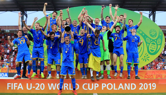 Nhìn lại những sự kiện nổi bật của bóng đá thế giới 2019: Messi lại lỡ hẹn với Copa America