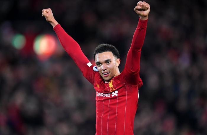 Leicester 0-4 Liverpool: Boxing Day m&agrave;u Đỏ!