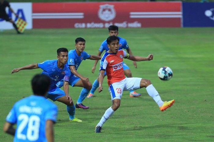 Bà Rịa-Vũng Tàu vs Bình Định, 17h ngày 18/10: V-League đang ở rất gần