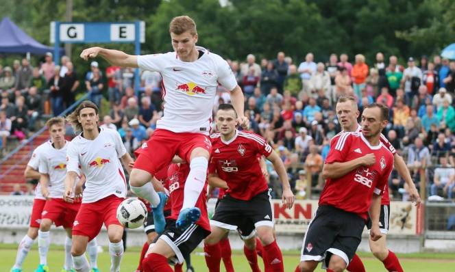 Mgladbach vs RB Leipzig (0h30 1/11): Bài học từ Quỷ đỏ