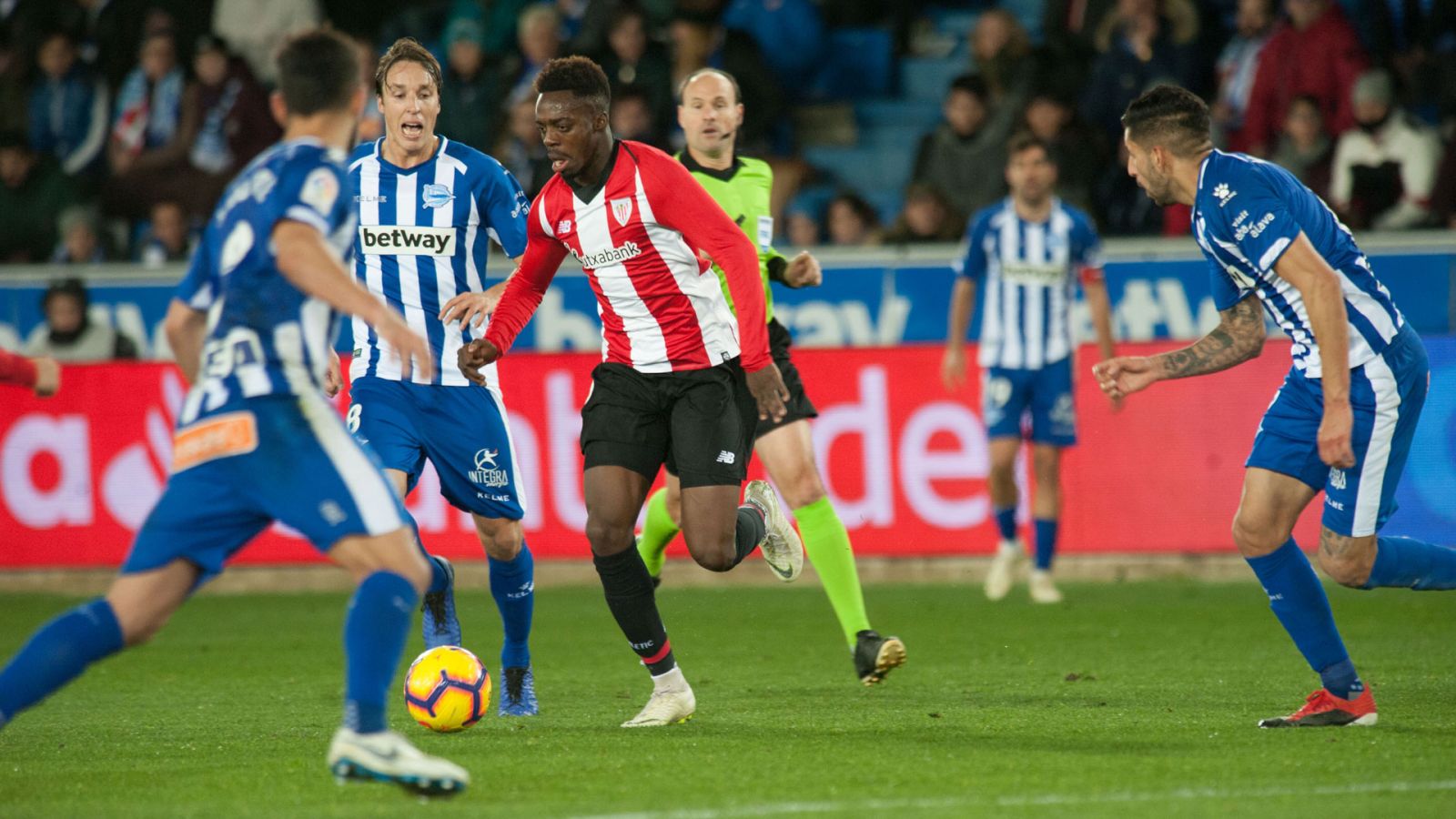 Alaves vs Bilbao (19h 4/10): Derby cân bằng
